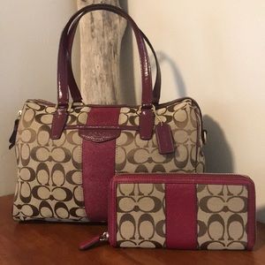 ⭐️ COACH purse/wallet bundle